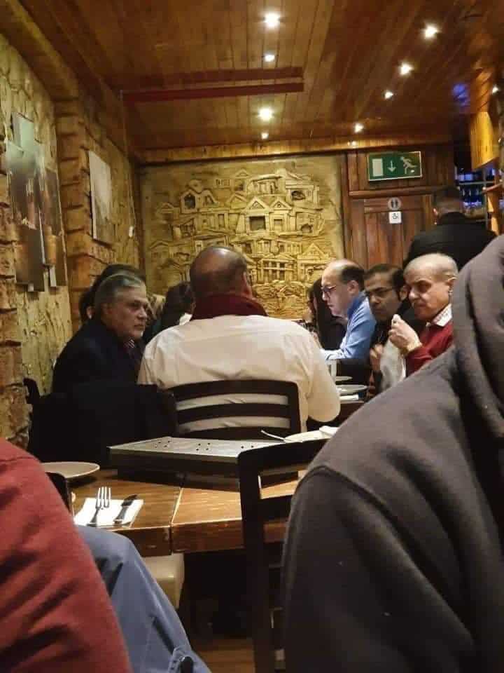 Leaked Picture of Nawaz Sharif at a restaurant in London 