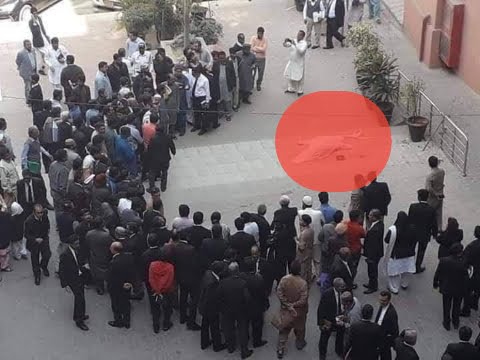 51-year-old Man identified as Asif Jumped from Sindh high court building. 