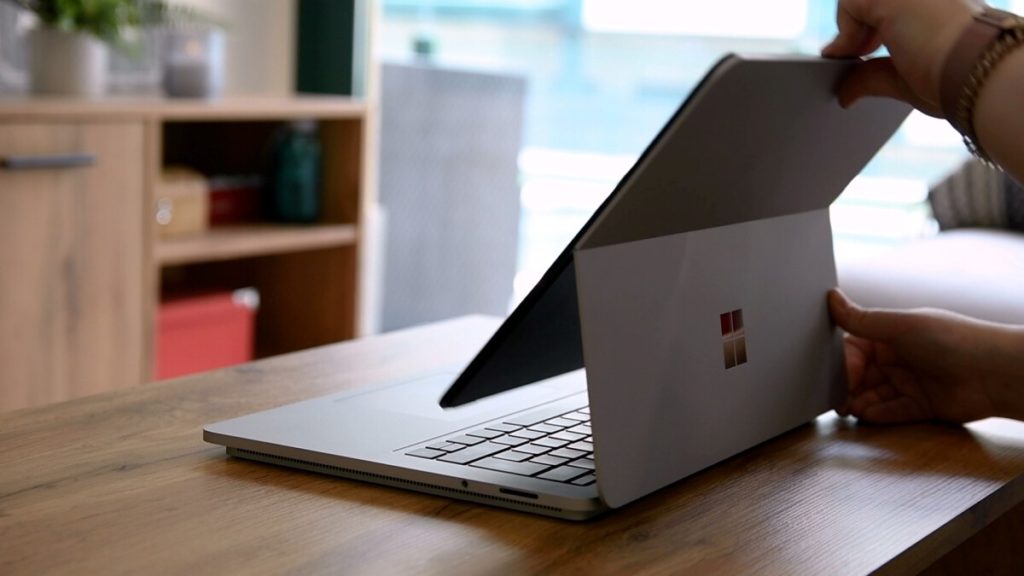 Surface Laptop studio, specifications and reviews. All of your concerns about the new Surface Laptop Studio, reviews and specifications which arrived in Spain in early 2022.Surface Laptop studio, specifications and reviews. All of your concerns about the new Surface Laptop Studio, reviews and specifications which arrived in Spain in early 2022.