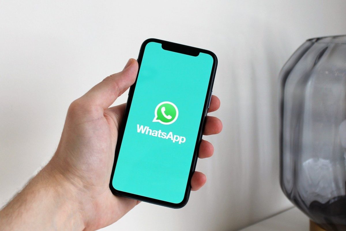 How to recover deleted photos from WhatsApp on Android