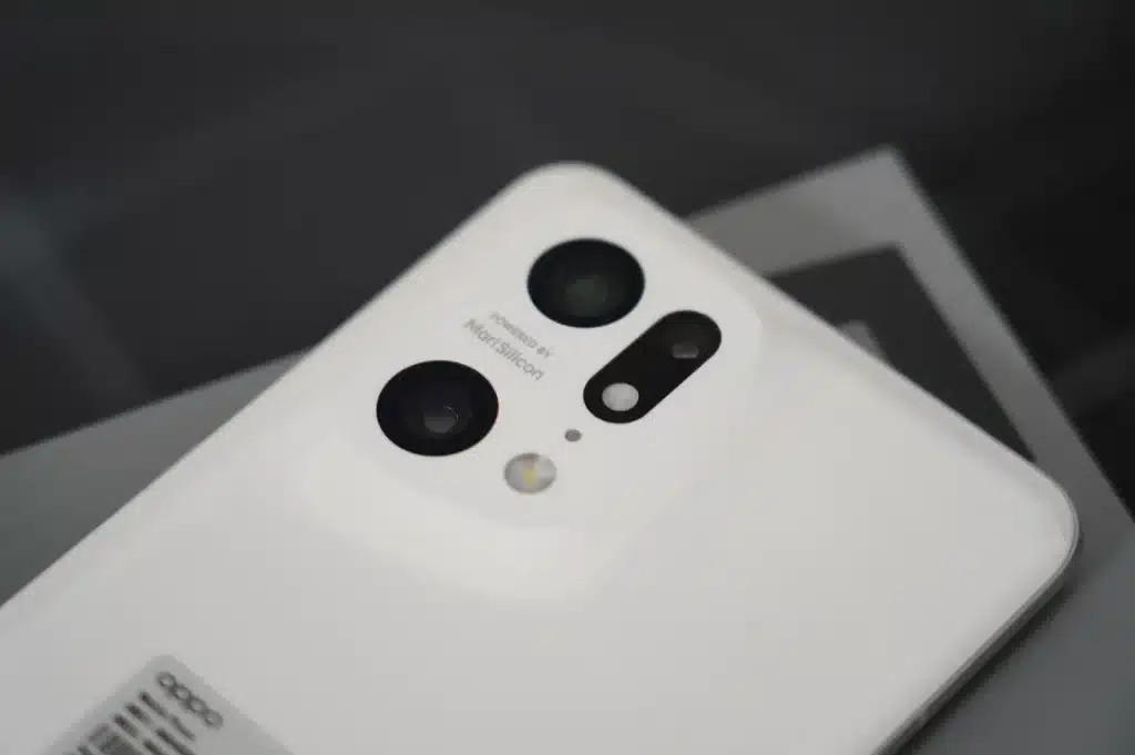 This is photo of OPPO Find  X5 Pro Cameras