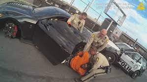 Marshawn Lynch video - Marshawn lynch drag out of his car during a DUI arrest