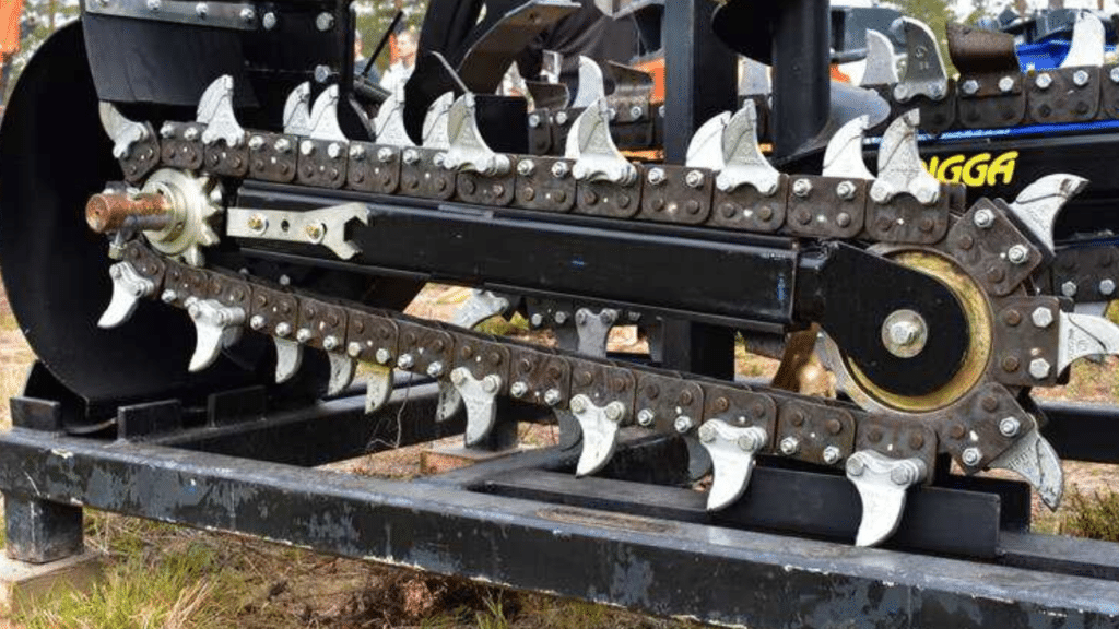 Photo of a trencher and its teeth 